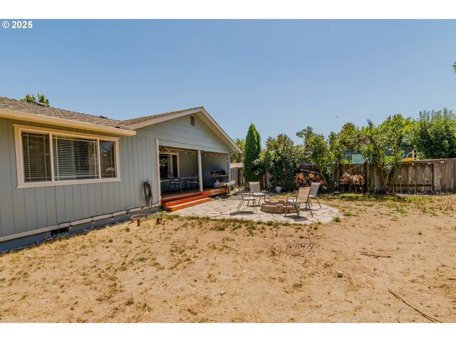 $393,999 | 5148 Gatewood Drive, Klamath Falls, OR 97603