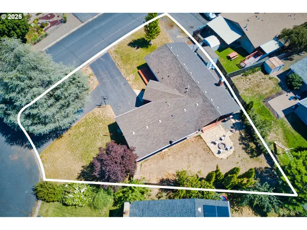 $392,999 | 5148 Gatewood Drive, Klamath Falls, OR 97603