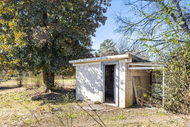 $215,000 | 813 Park City Road, Rossville, GA 30741