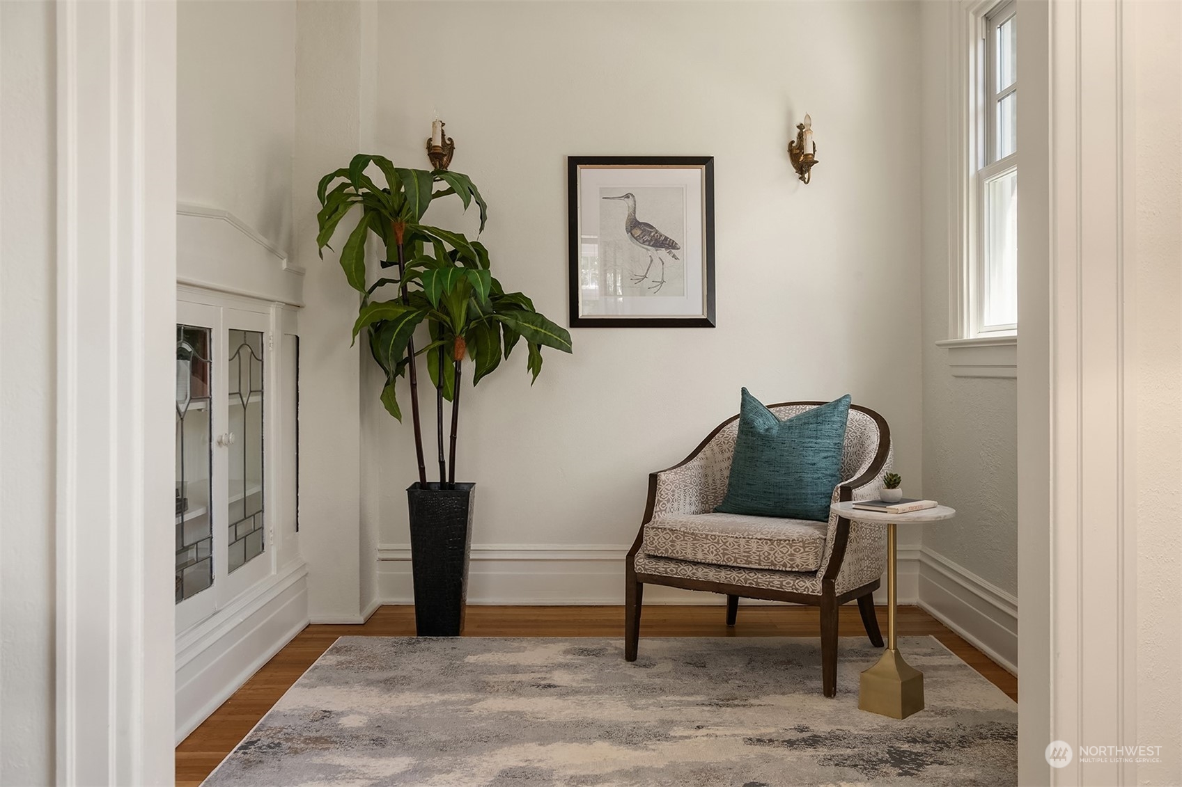 1505 North 43rd Street Seattle, WA 98103 - Photo 9 of 40 a living room with furniture and a potted plant