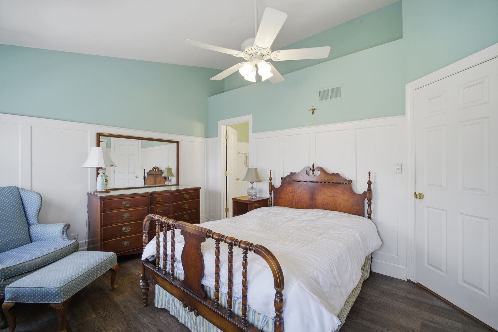 770 Highview Court Antioch, IL 60002 - Photo 14 of 24