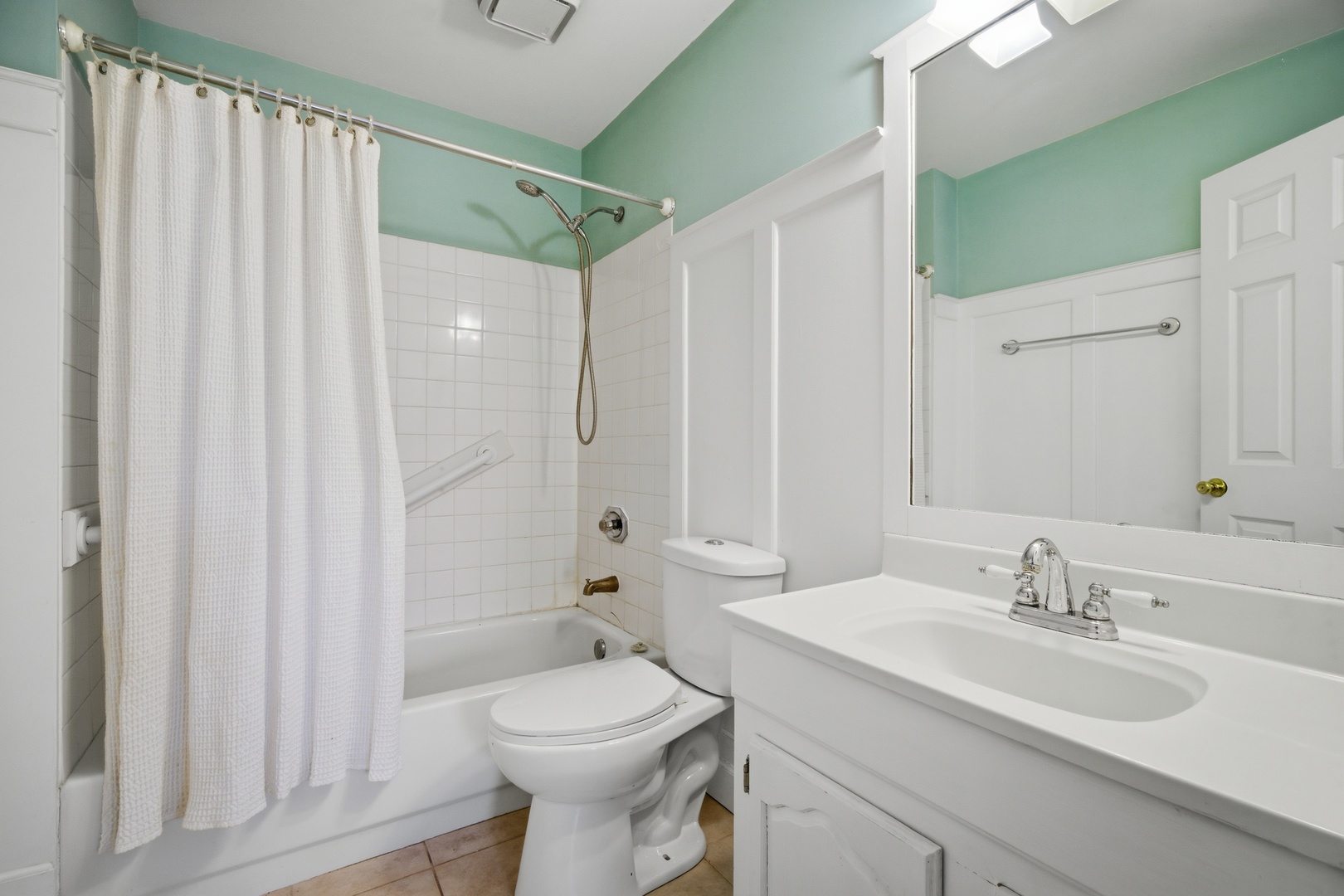 770 Highview Court Antioch, IL 60002 - Photo 15 of 24