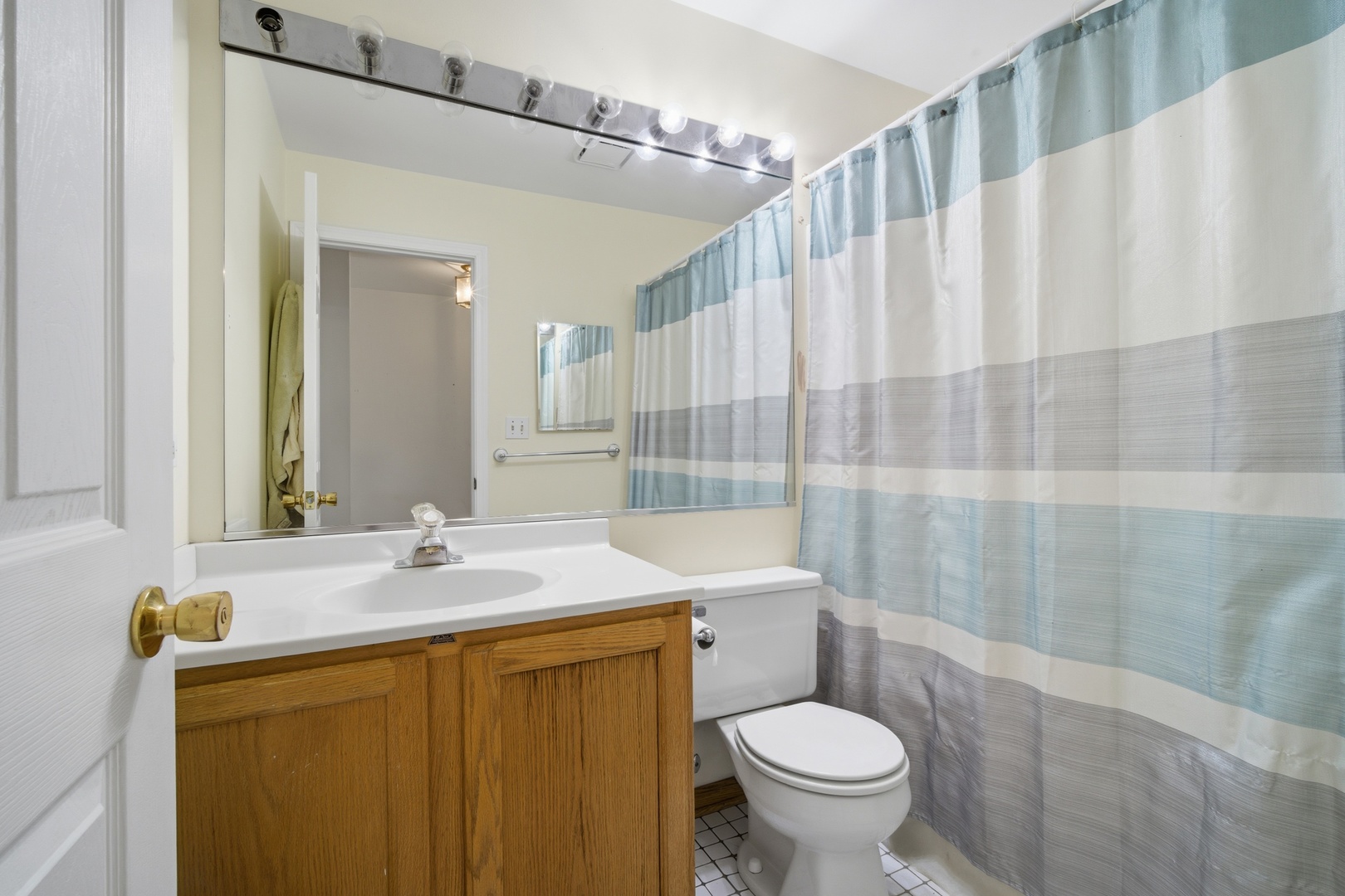 770 Highview Court Antioch, IL 60002 - Photo 16 of 24