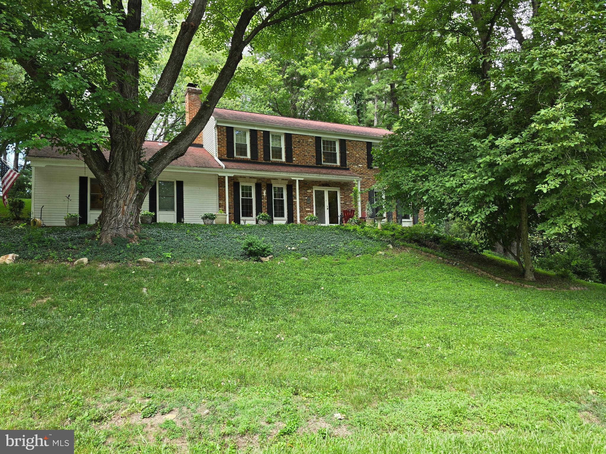 16601 Briardale Road Rockville, MD 20855 - Photo 1 of 70
