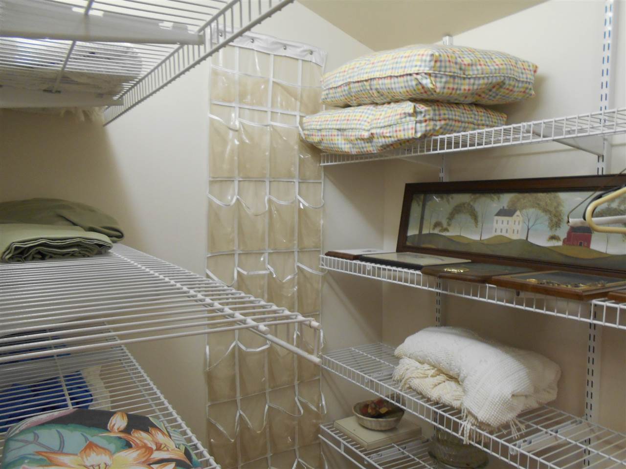 11448 North Ogden Point Road Syracuse, IN 46567 - Photo 22 of 32 Gallery Image 22