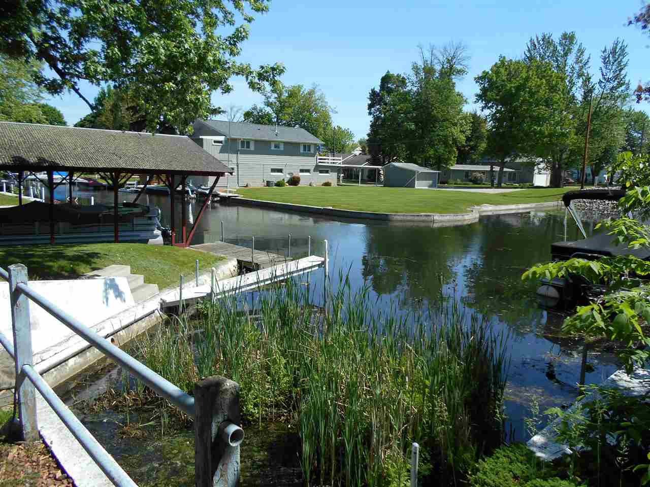 11448 North Ogden Point Road Syracuse, IN 46567 - Photo 26 of 32 Gallery Image 26
