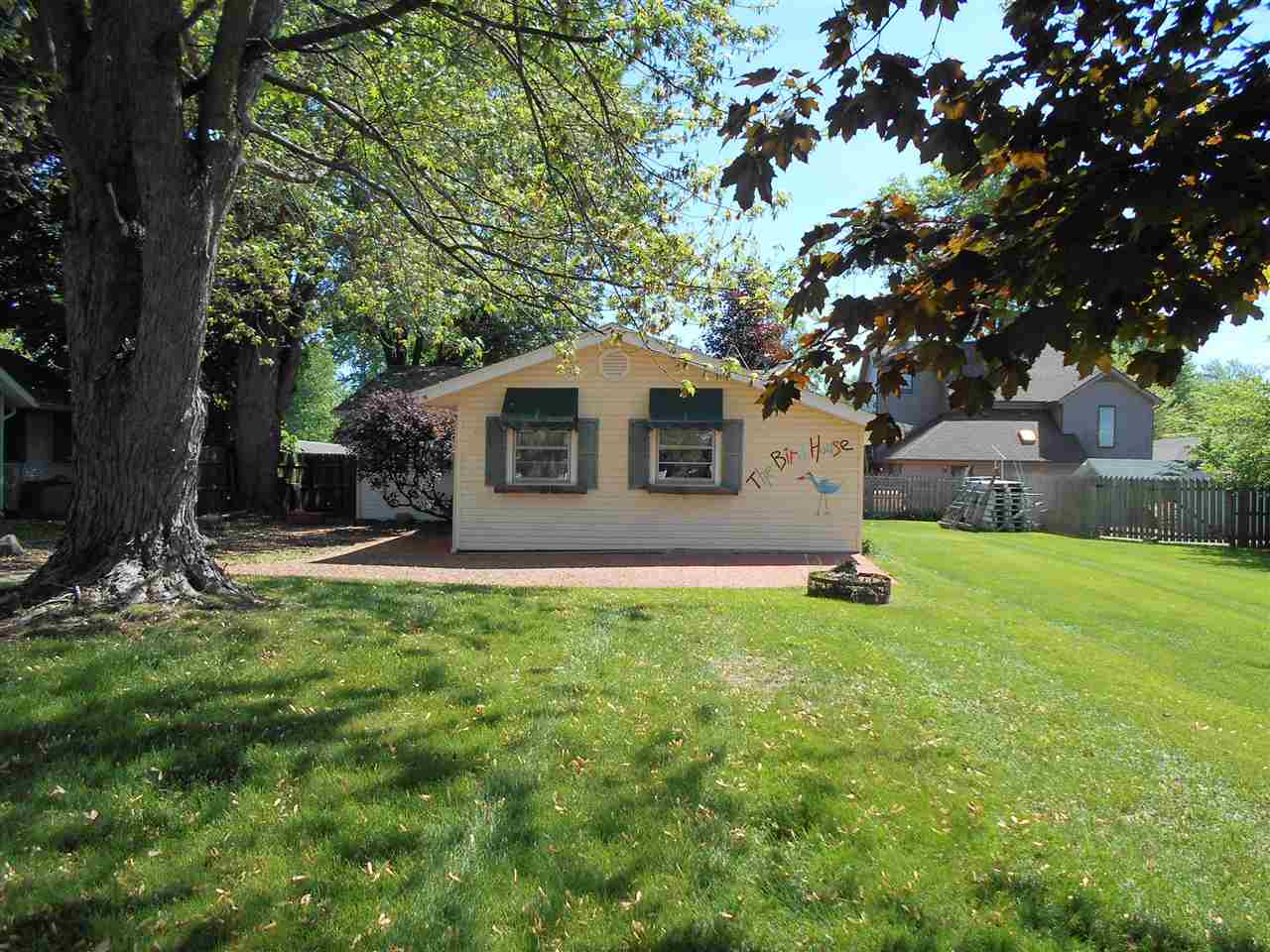 11448 North Ogden Point Road Syracuse, IN 46567 - Photo 32 of 32 Gallery Image 32