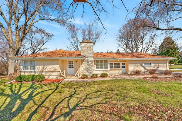 $429,900 | 19030 Brookdale Drive, Brookfield, WI 53045