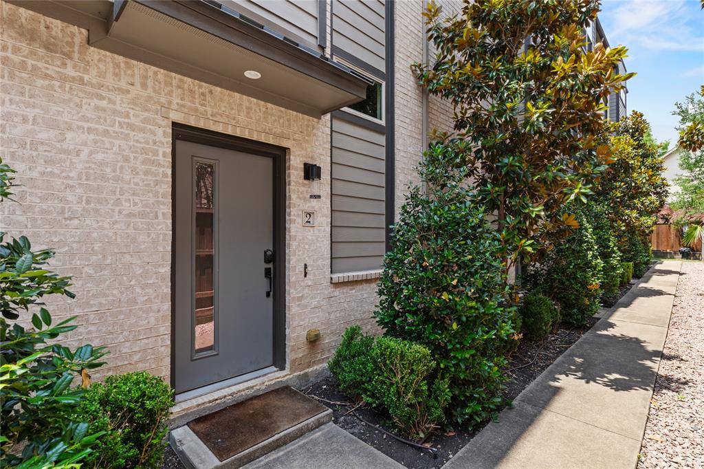 5909 Ross Avenue, Unit 2 Dallas, TX 75206 - Photo 1 of 1 a view of backyard with potted plants
