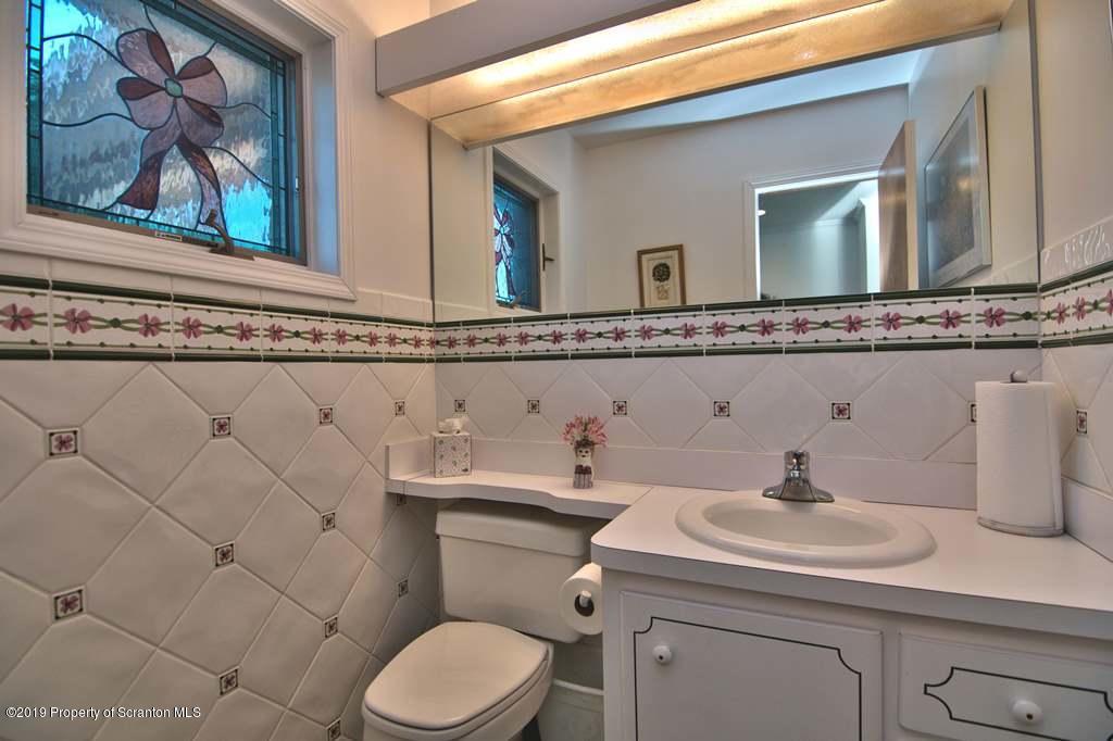 711 Glenburn Road Clarks Summit, PA 18411 - Photo 19 of 103 Gallery Image 19
