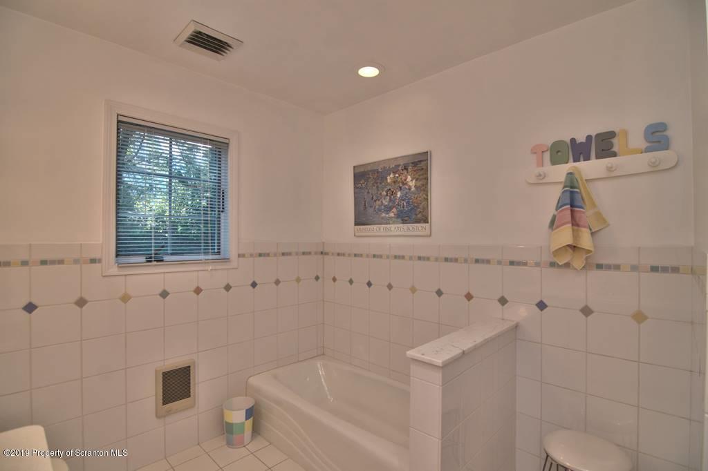 711 Glenburn Road Clarks Summit, PA 18411 - Photo 44 of 103 Gallery Image 44