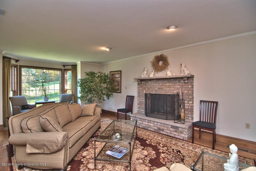 711 Glenburn Road Clarks Summit, PA 18411 - Photo 5 of 103 Gallery Image 5
