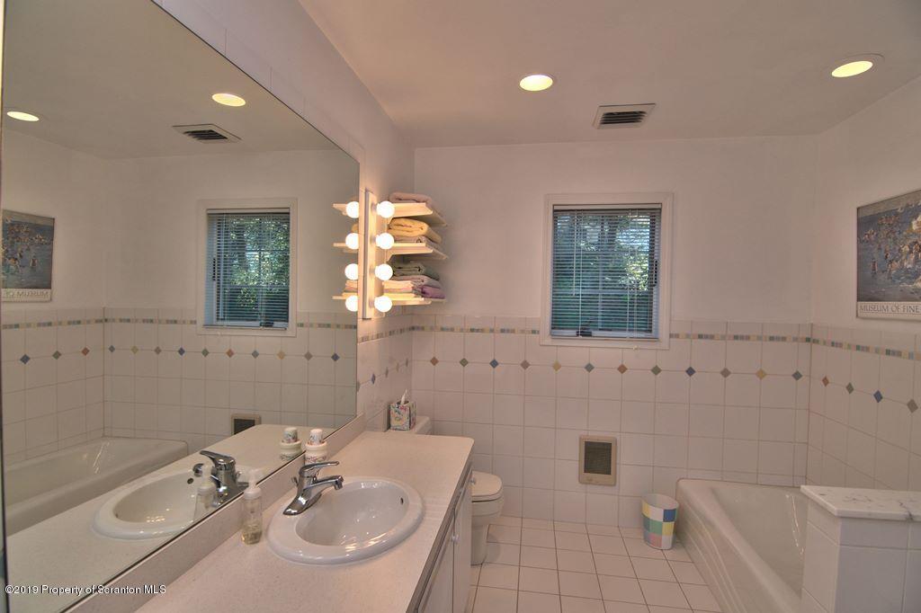 711 Glenburn Road Clarks Summit, PA 18411 - Photo 82 of 103 Gallery Image 82