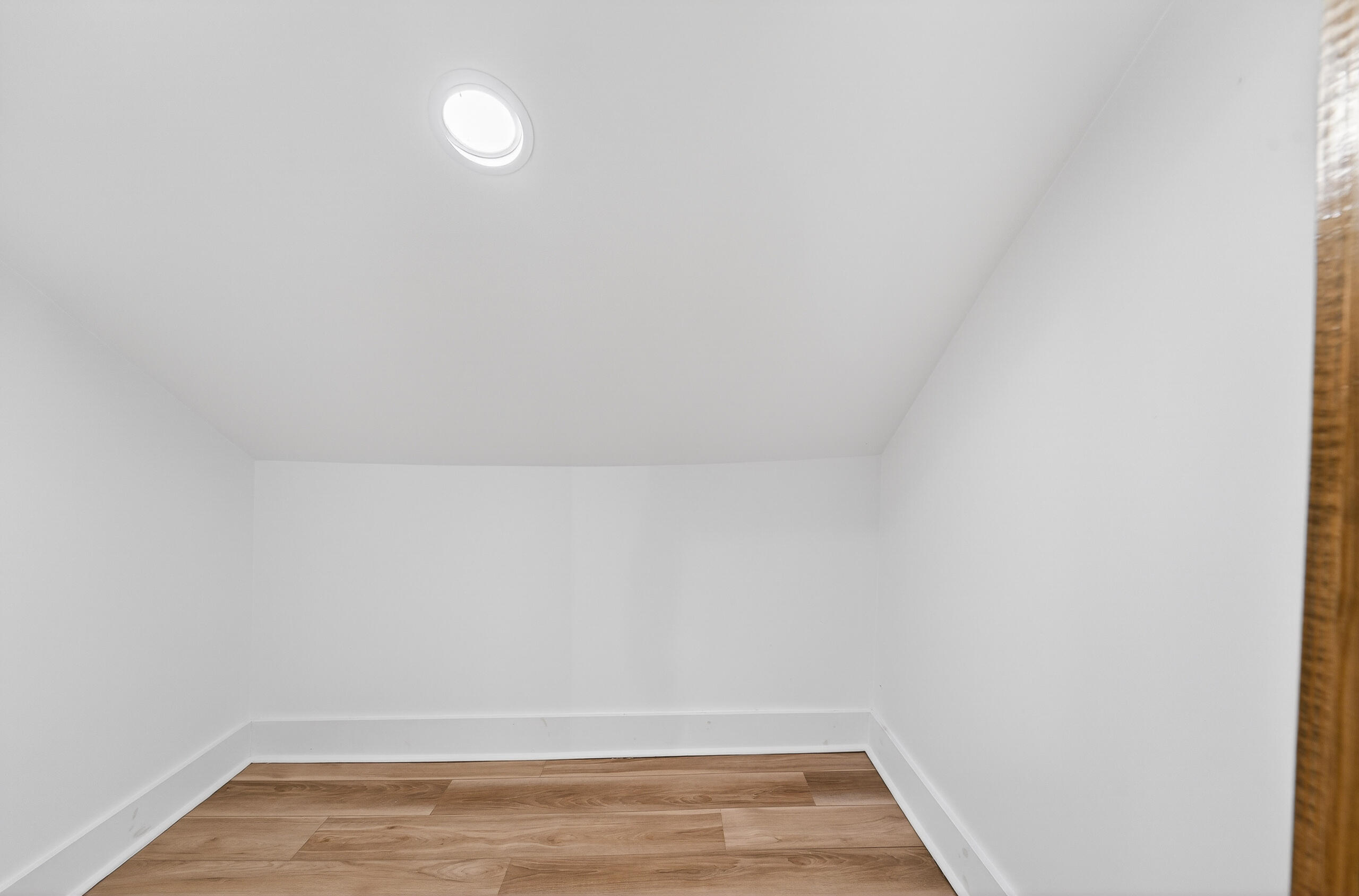 1015 Rugby Boulevard Northwest Roanoke, VA 24017 - Photo 28 of 38 IMG_1901