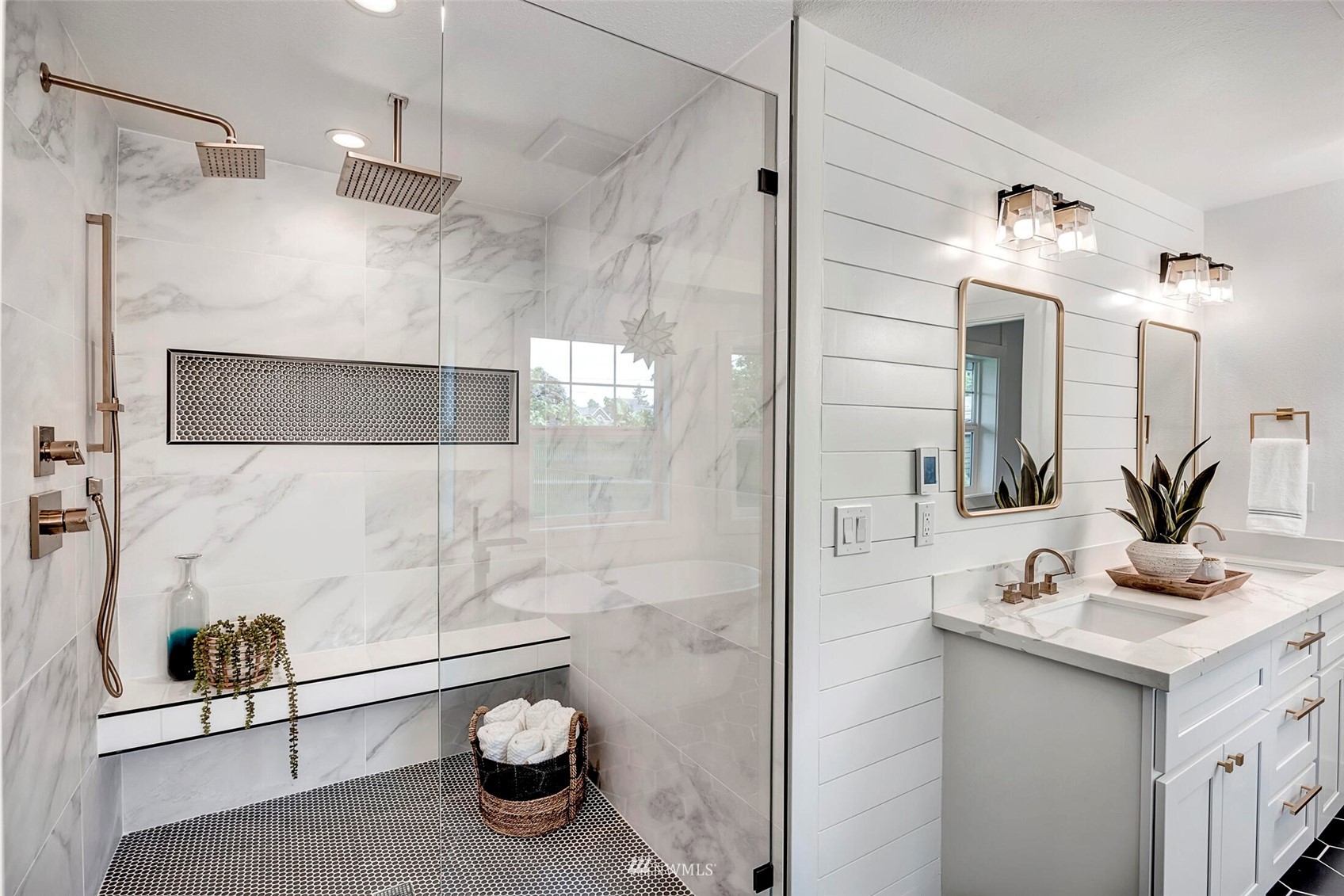 944 26th Avenue Seattle, WA 98122 - Photo 20 of 40 a bathroom with a sink a toilet and a mirror