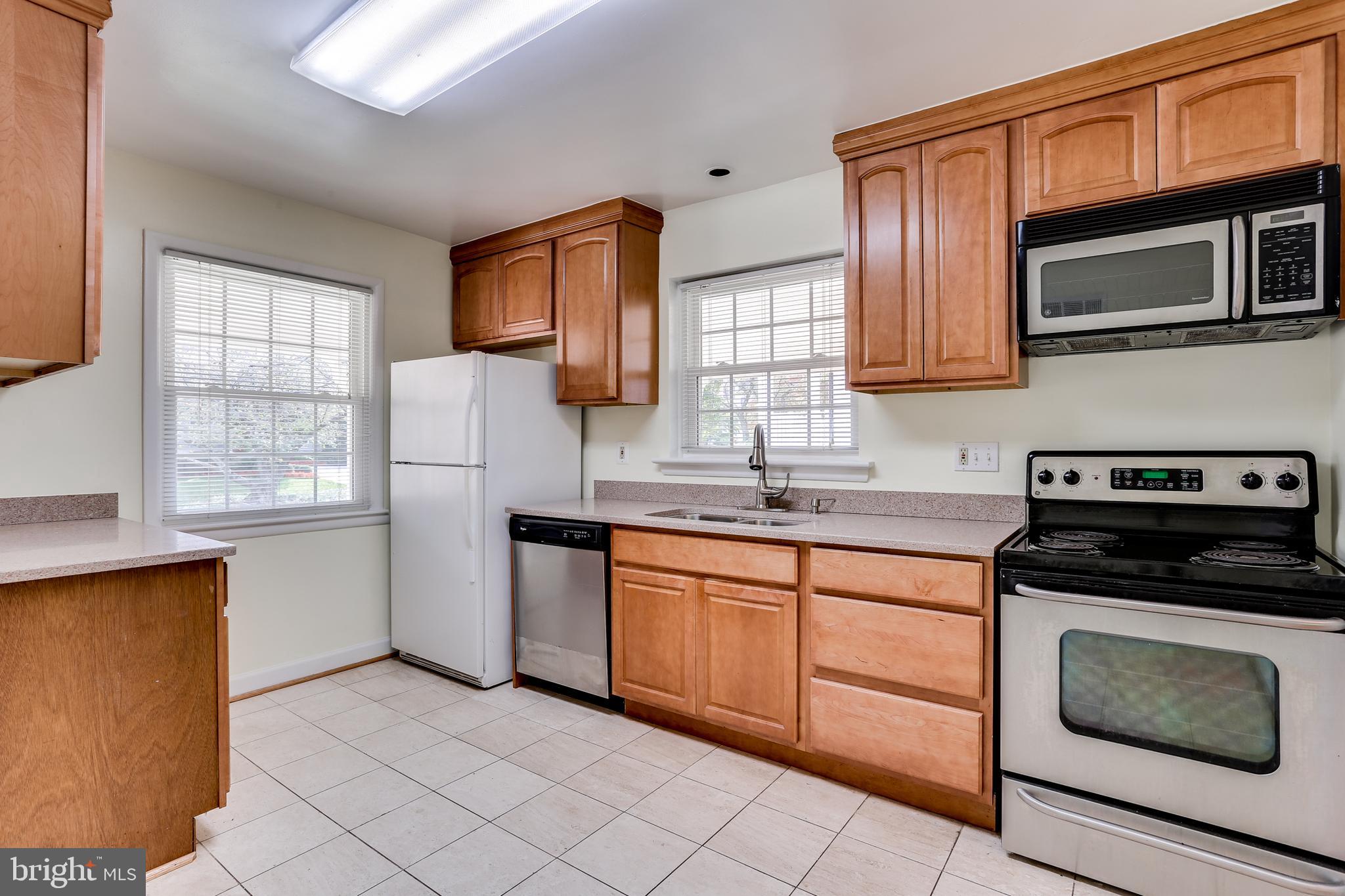 5916 Kirby Road Bethesda, MD 20817 - Photo 12 of 29