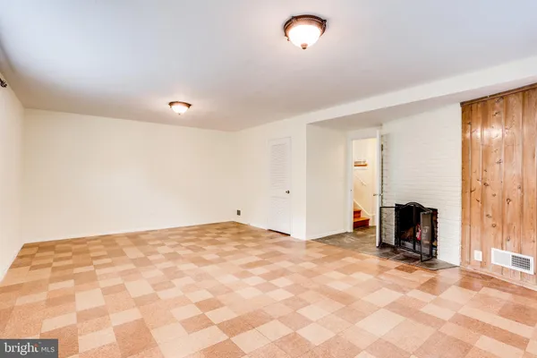 $4,250 | 5916 Kirby Road, Bethesda, MD 20817