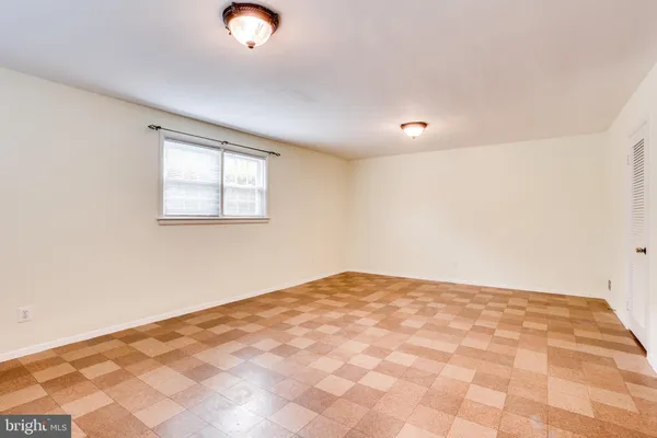 $4,250 | 5916 Kirby Road, Bethesda, MD 20817