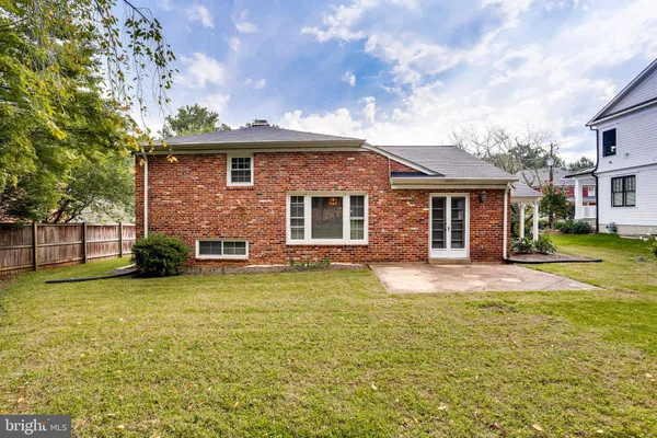 $4,250 | 5916 Kirby Road, Bethesda, MD 20817