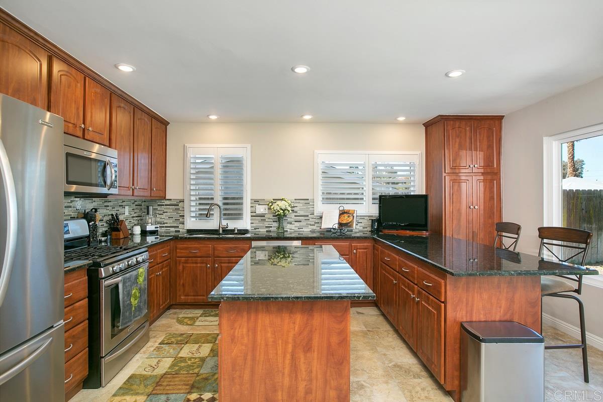 110 5 Crowns Way Encinitas, CA 92024 - Photo 16 of 25