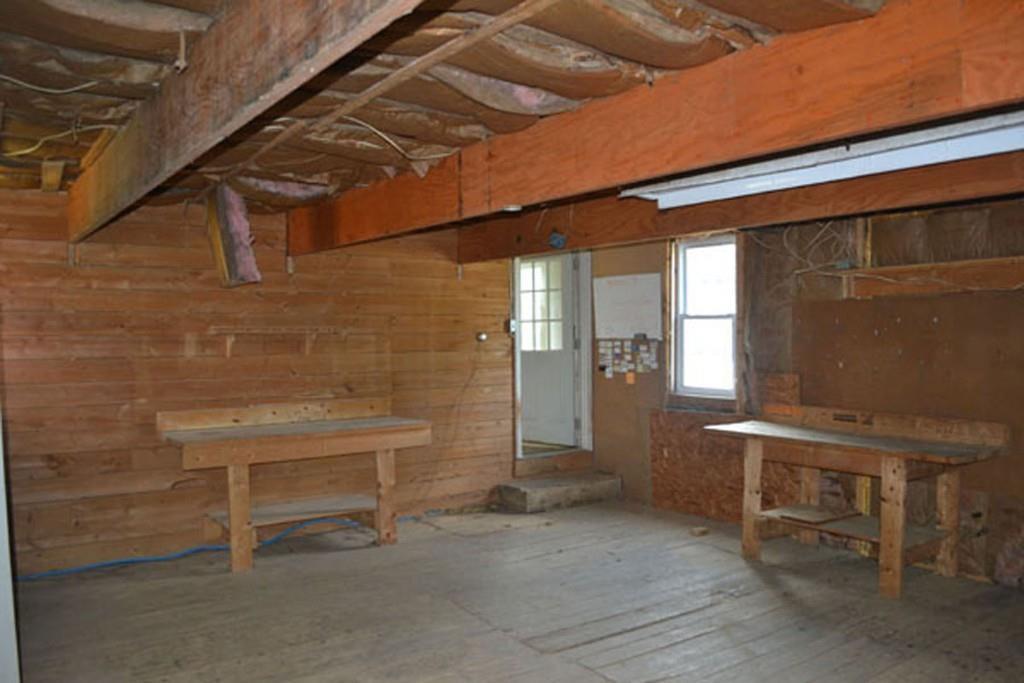 1349 Avenue Road Exeter, ME 04435 - Photo 17 of 21 Heated workshop