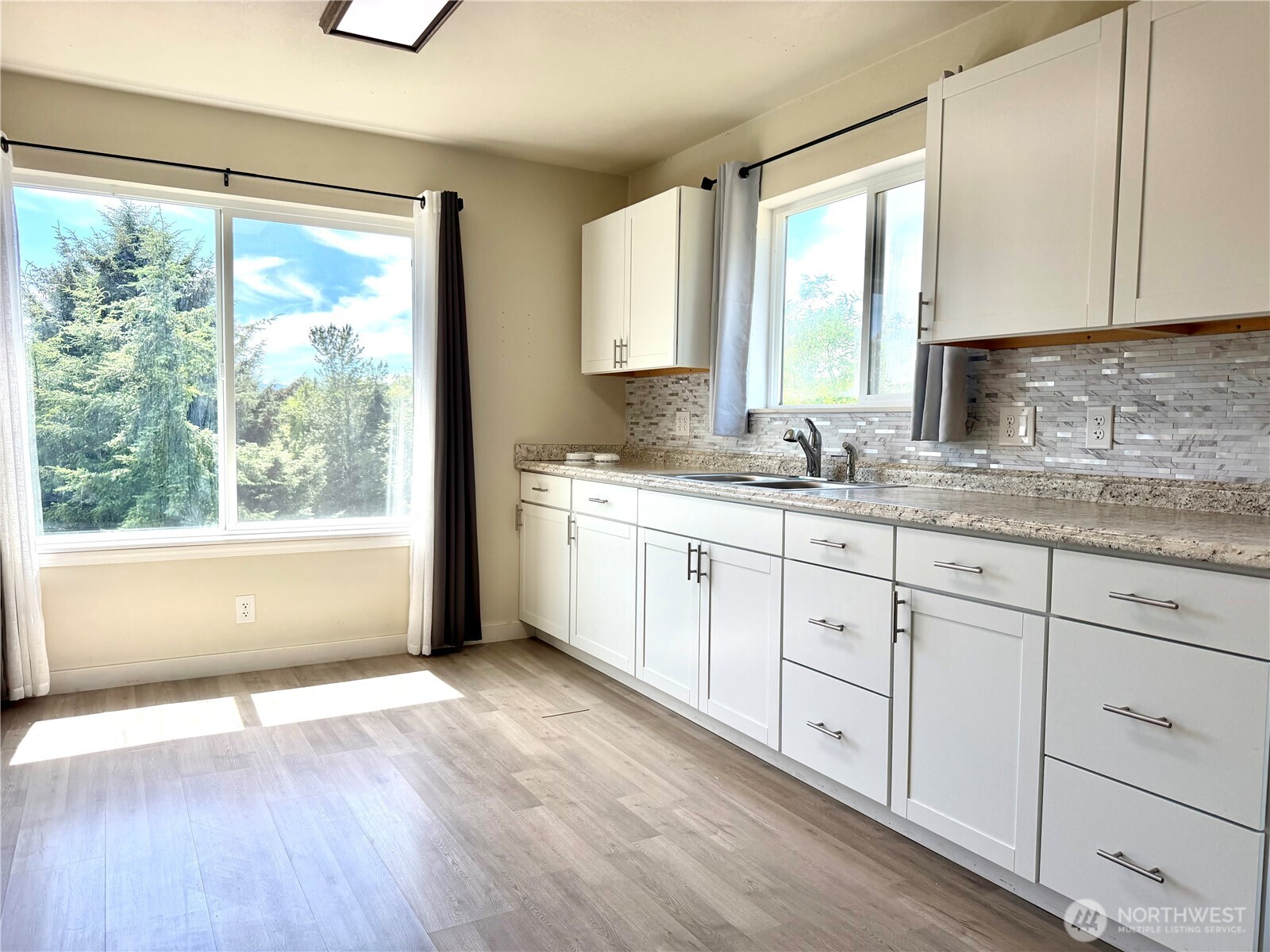 28 North Jacobson Road Cathlamet, WA 98612 - Photo 22 of 37 Gallery Image 22