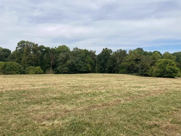$1,034,250 | 960 North Blue Barn Road, Bloomfield, IN 47424