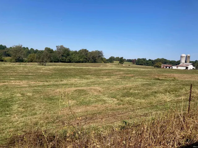 $1,174,200 | 960 North Blue Barn Road, Bloomfield, IN 47424
