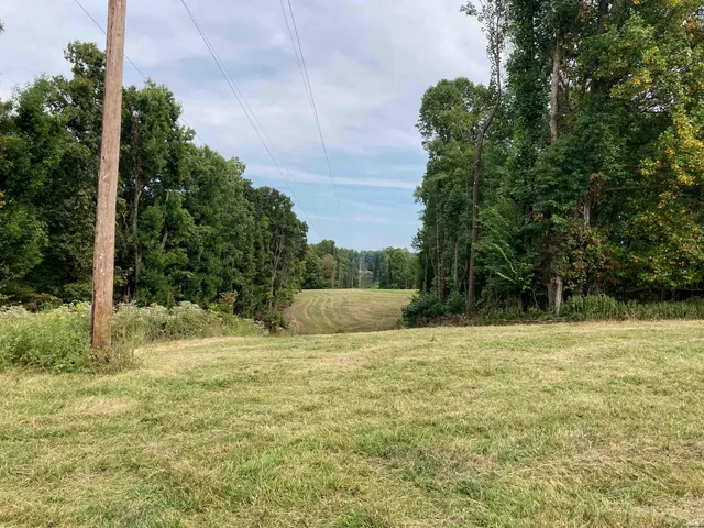 $1,174,200 | 960 North Blue Barn Road, Bloomfield, IN 47424