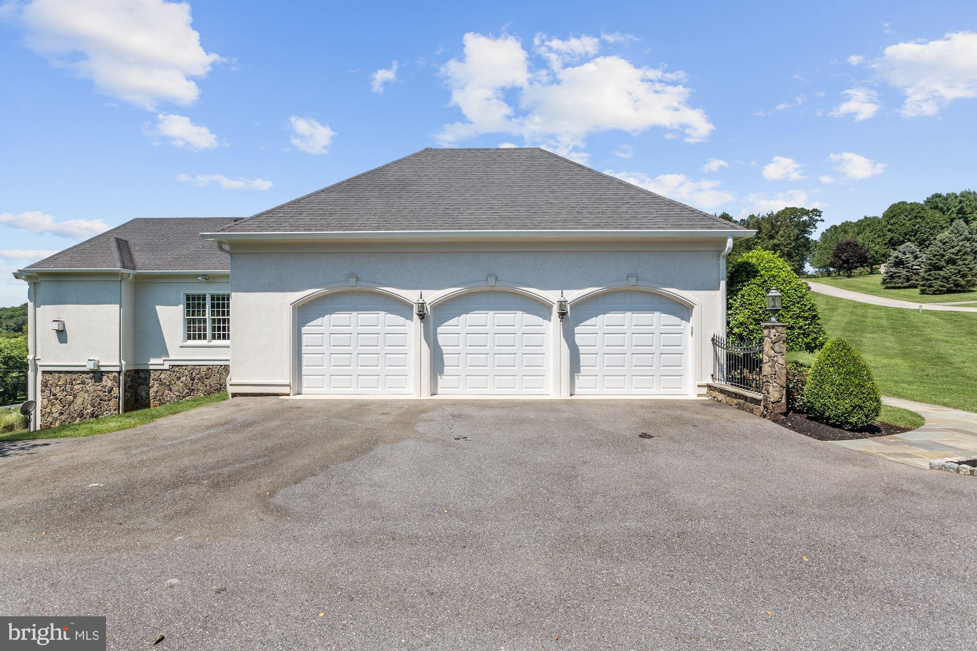 3617 Black Walnut Lane Glenwood, MD 21738 - Photo 71 of 83 3-Car Garage & Extended Car Park