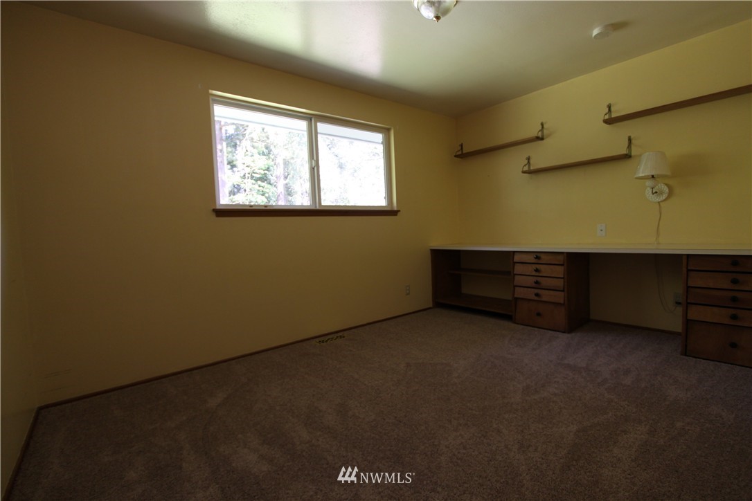 11403 Military Road Southwest Lakewood, WA 98498 - Photo 7 of 15 Gallery Image 7