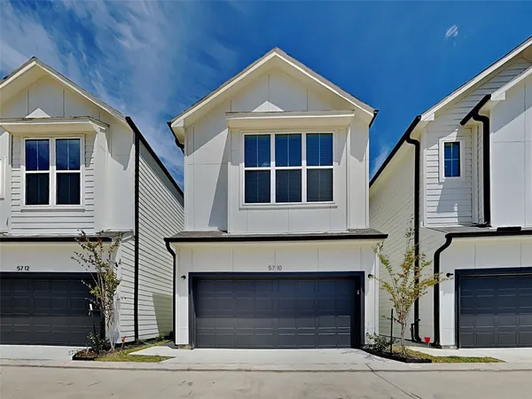 $1,895 | 5714 Quinn Landing Road, Houston, TX 77091