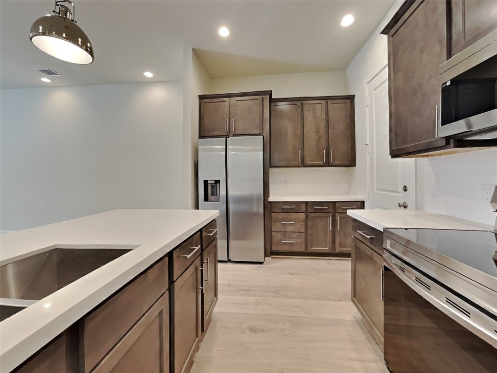 5714 Quinn Landing Road Houston, TX 77091 - Photo 4 of 13