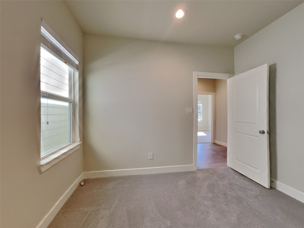 5714 Quinn Landing Road Houston, TX 77091 - Photo 6 of 13