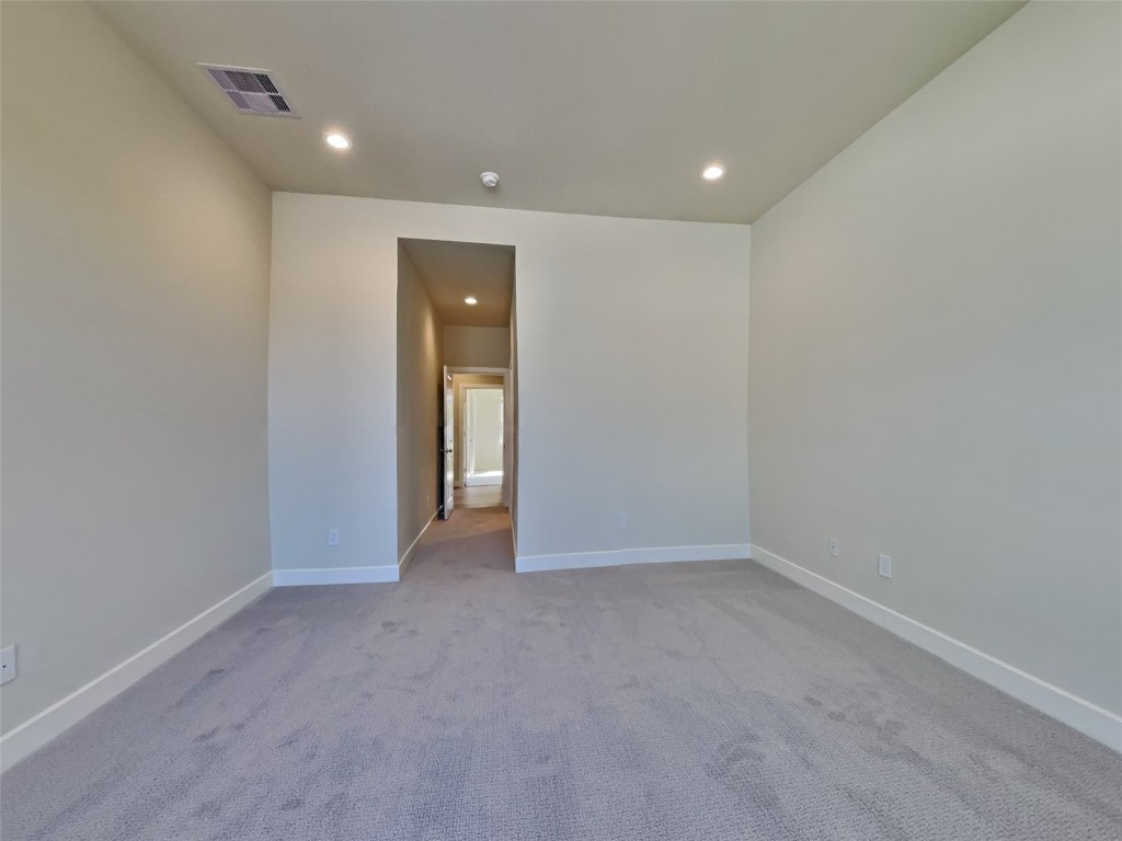 5714 Quinn Landing Road Houston, TX 77091 - Photo 10 of 13