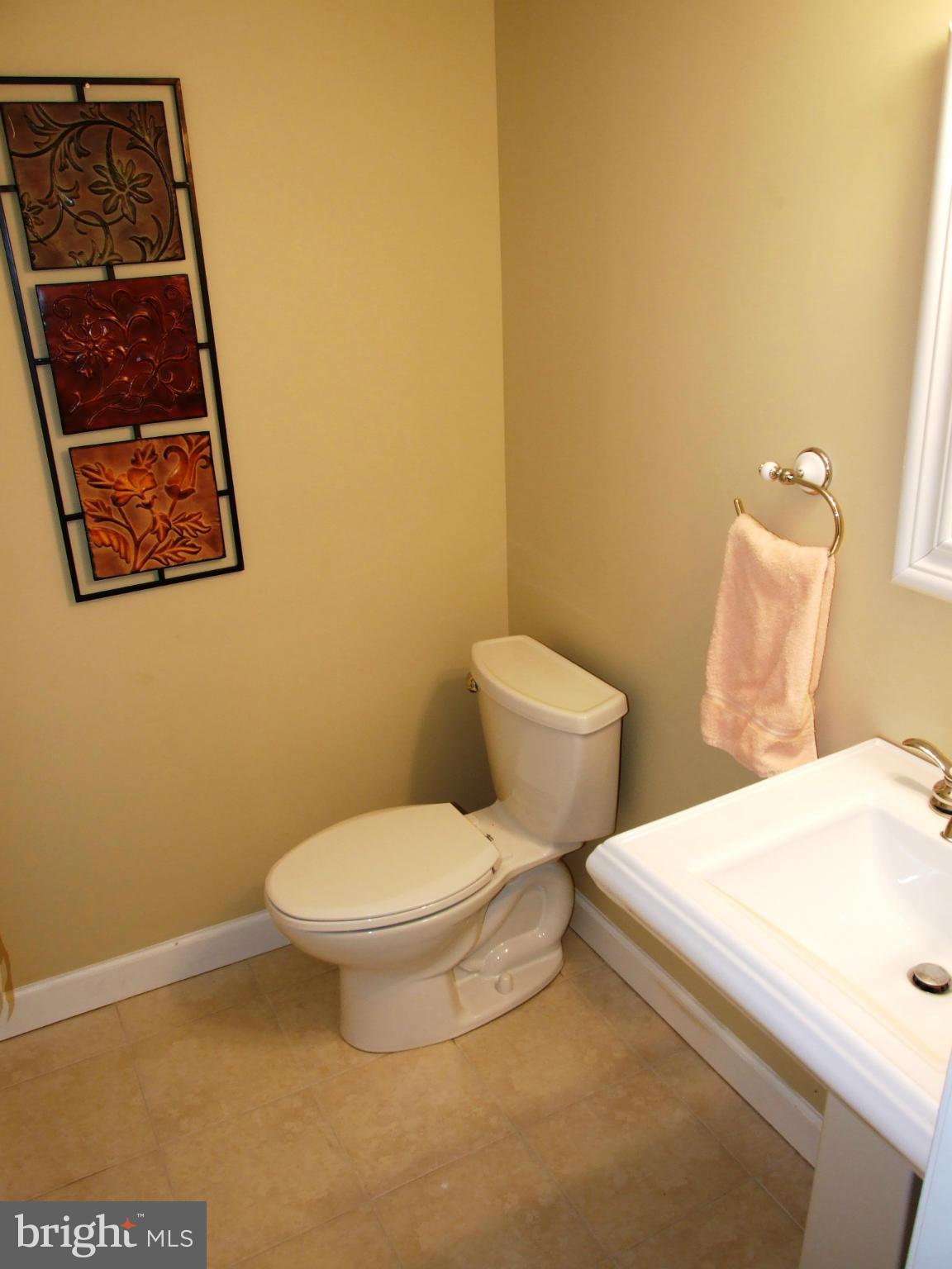 9320 Reach Road Potomac, MD 20854 - Photo 27 of 30 Bath