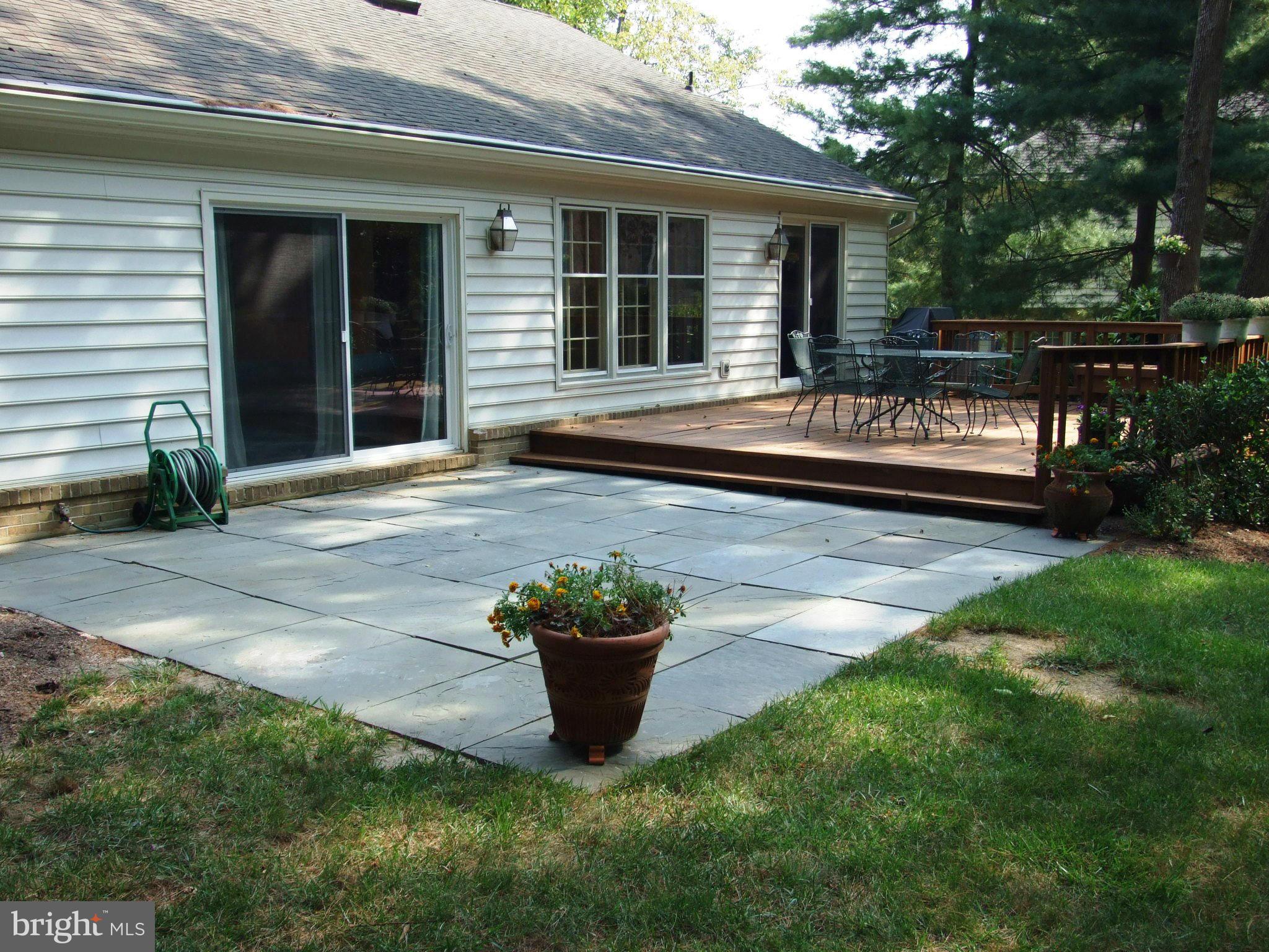 9320 Reach Road Potomac, MD 20854 - Photo 29 of 30 Exterior (Rear)