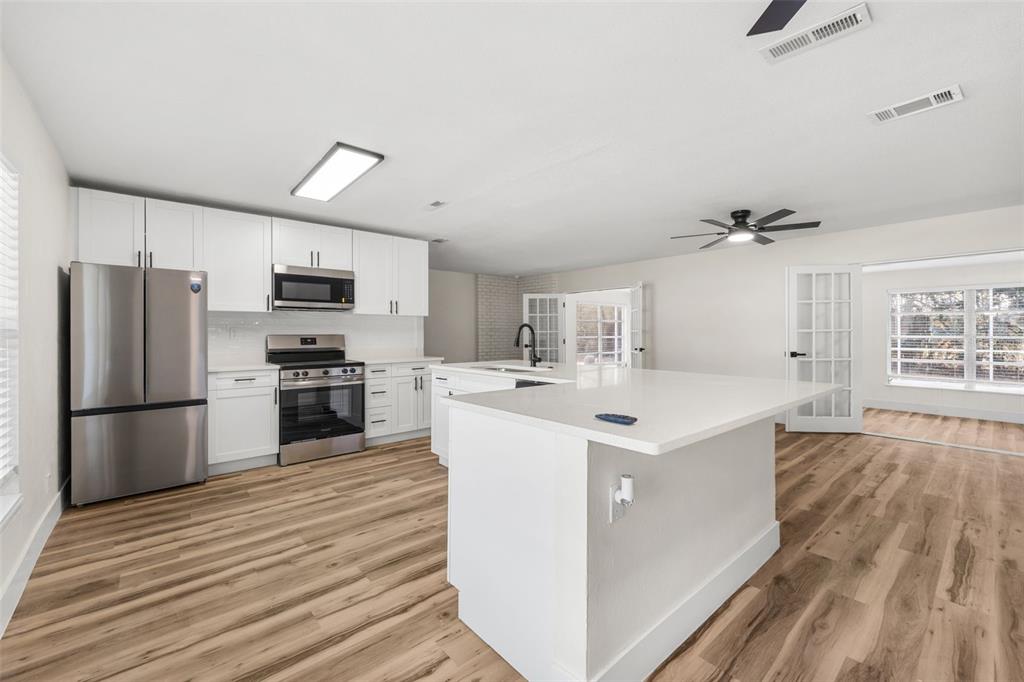 1925 Southwest 42nd Avenue Gainesville, FL 32608 - Photo 12 of 35