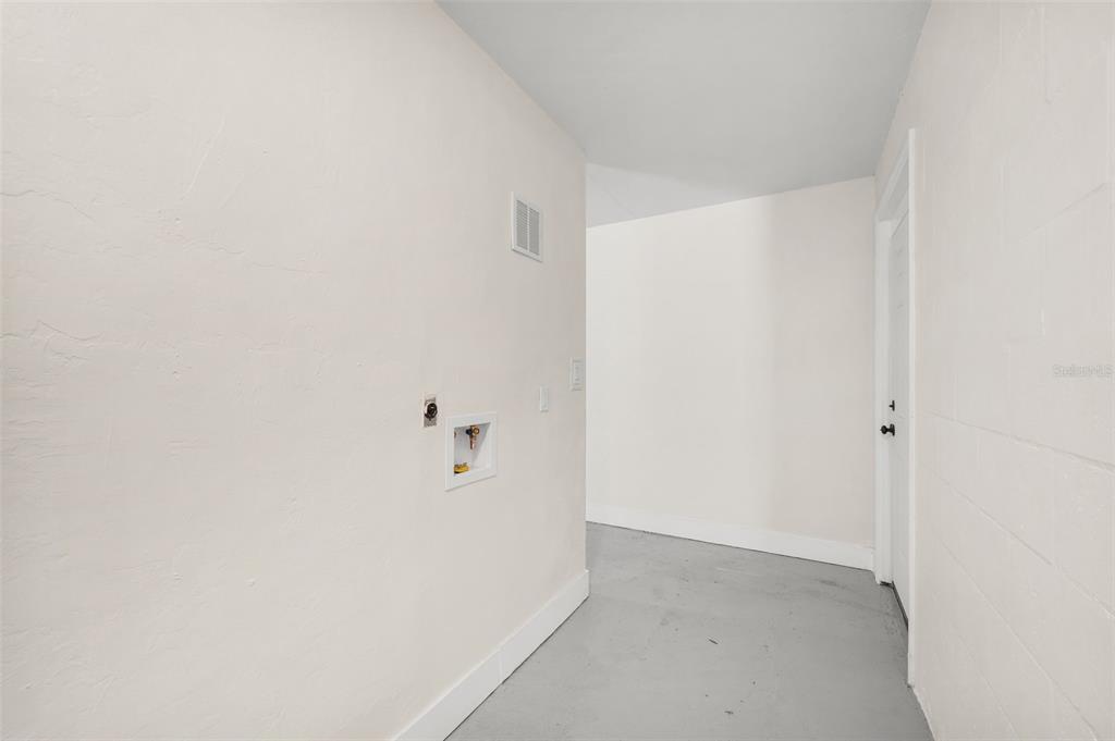 1925 Southwest 42nd Avenue Gainesville, FL 32608 - Photo 24 of 35