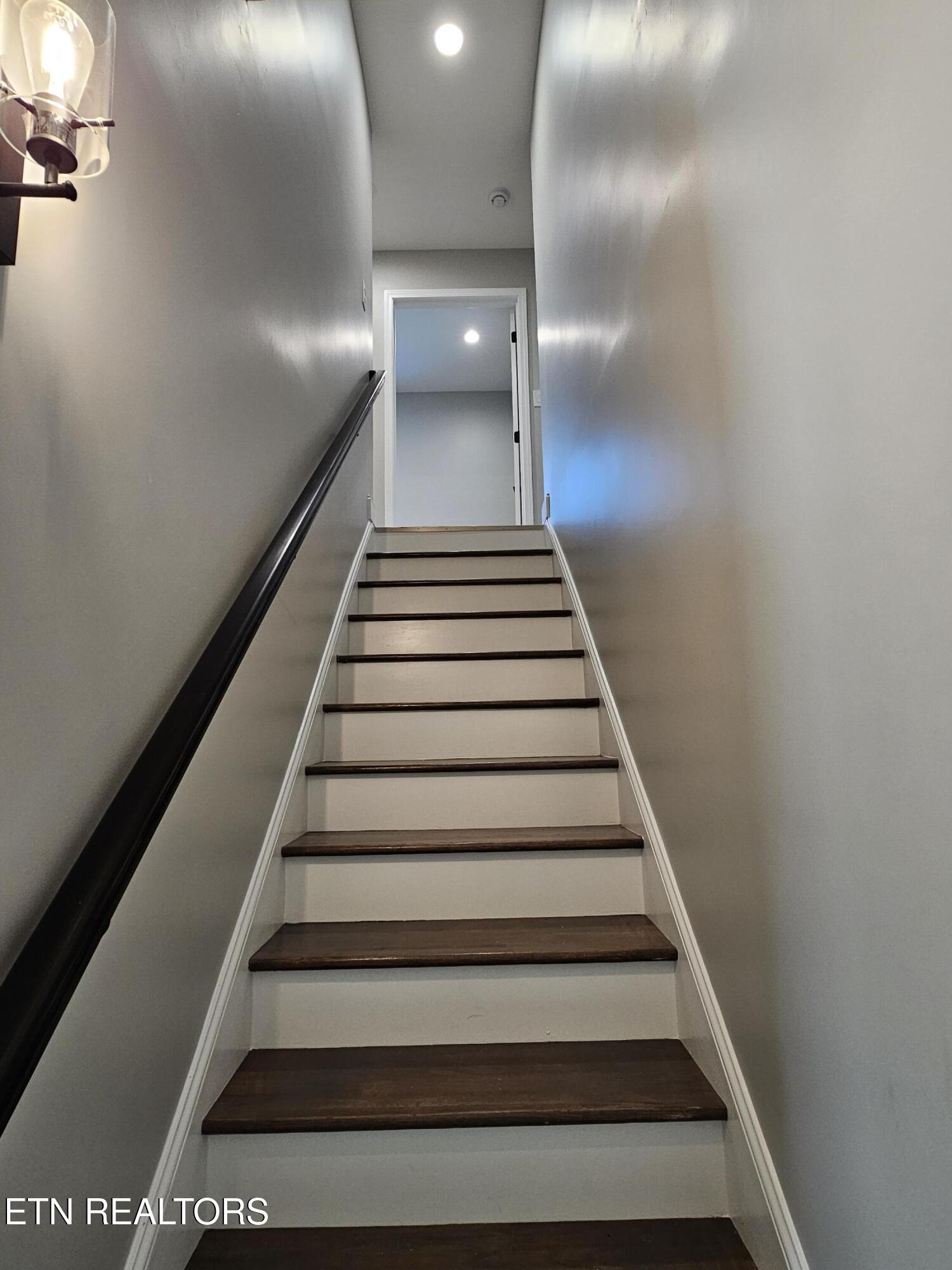 116 Chestnut Hill Road Oak Ridge, TN 37830 - Photo 25 of 55 20251123_150825