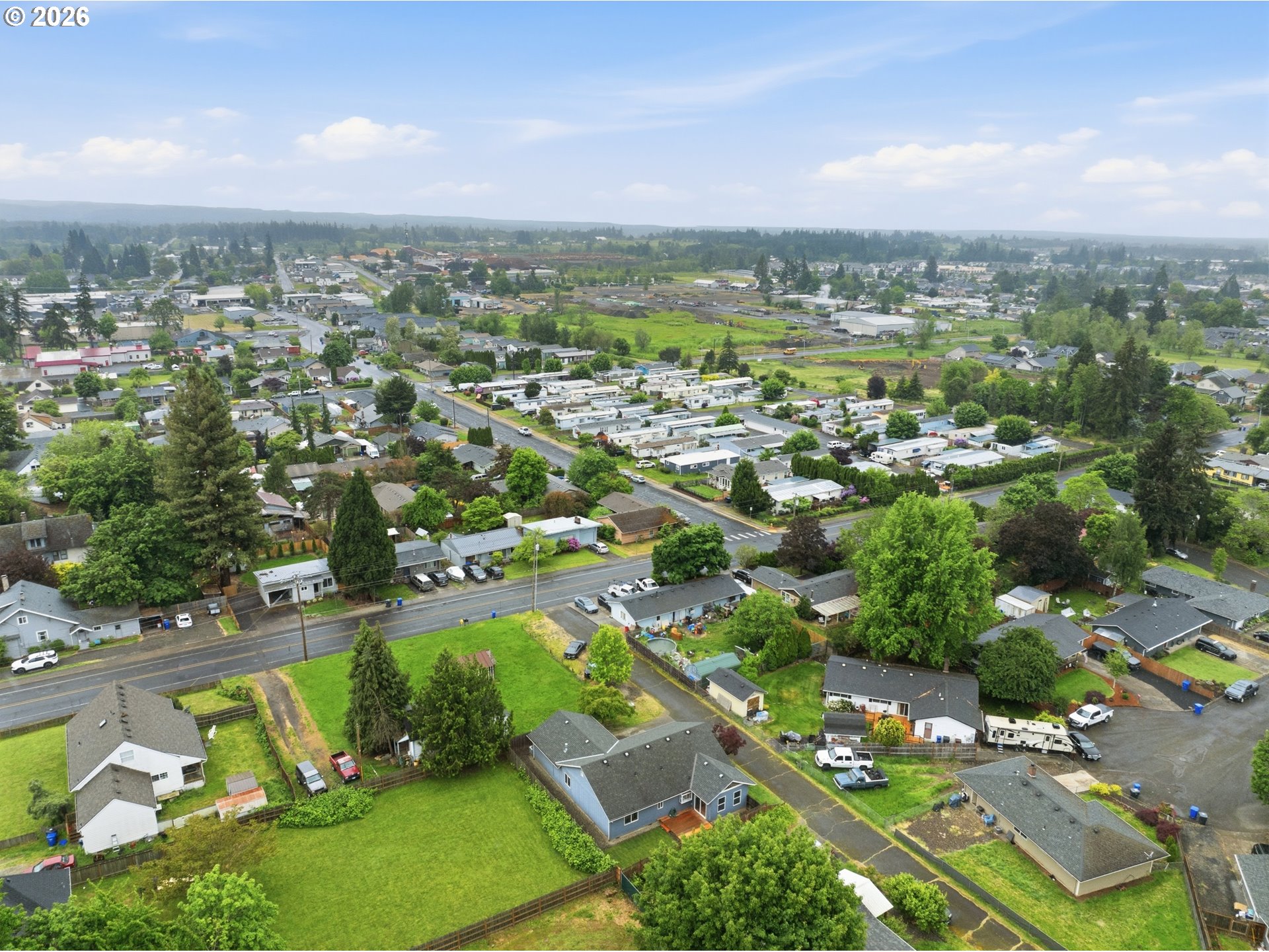105 Toliver Road Molalla, OR 97038 - Photo 27 of 34 an aerial view of multiple house