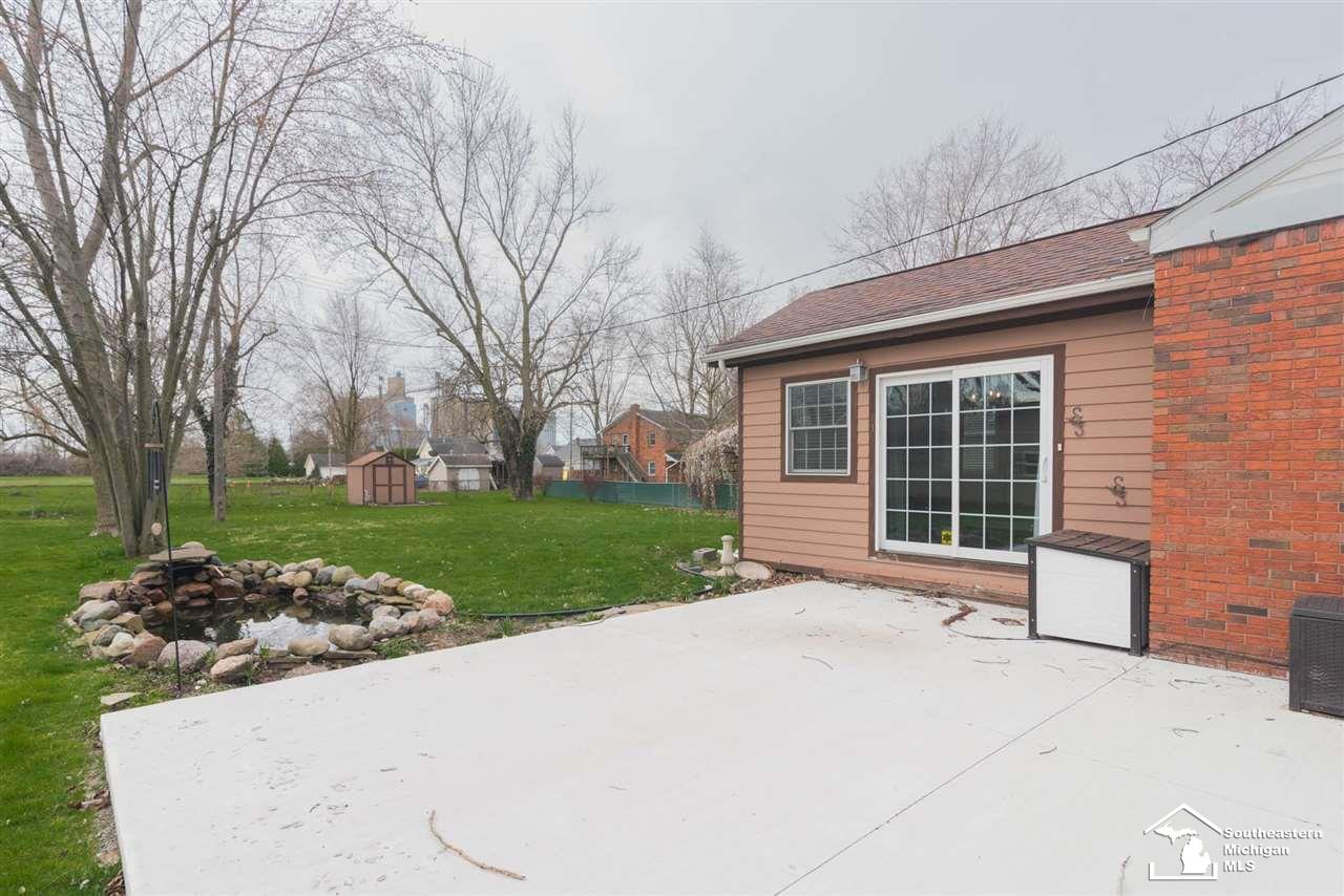 8065 Ida East Road Ida, MI 48140 - Photo 3 of 19