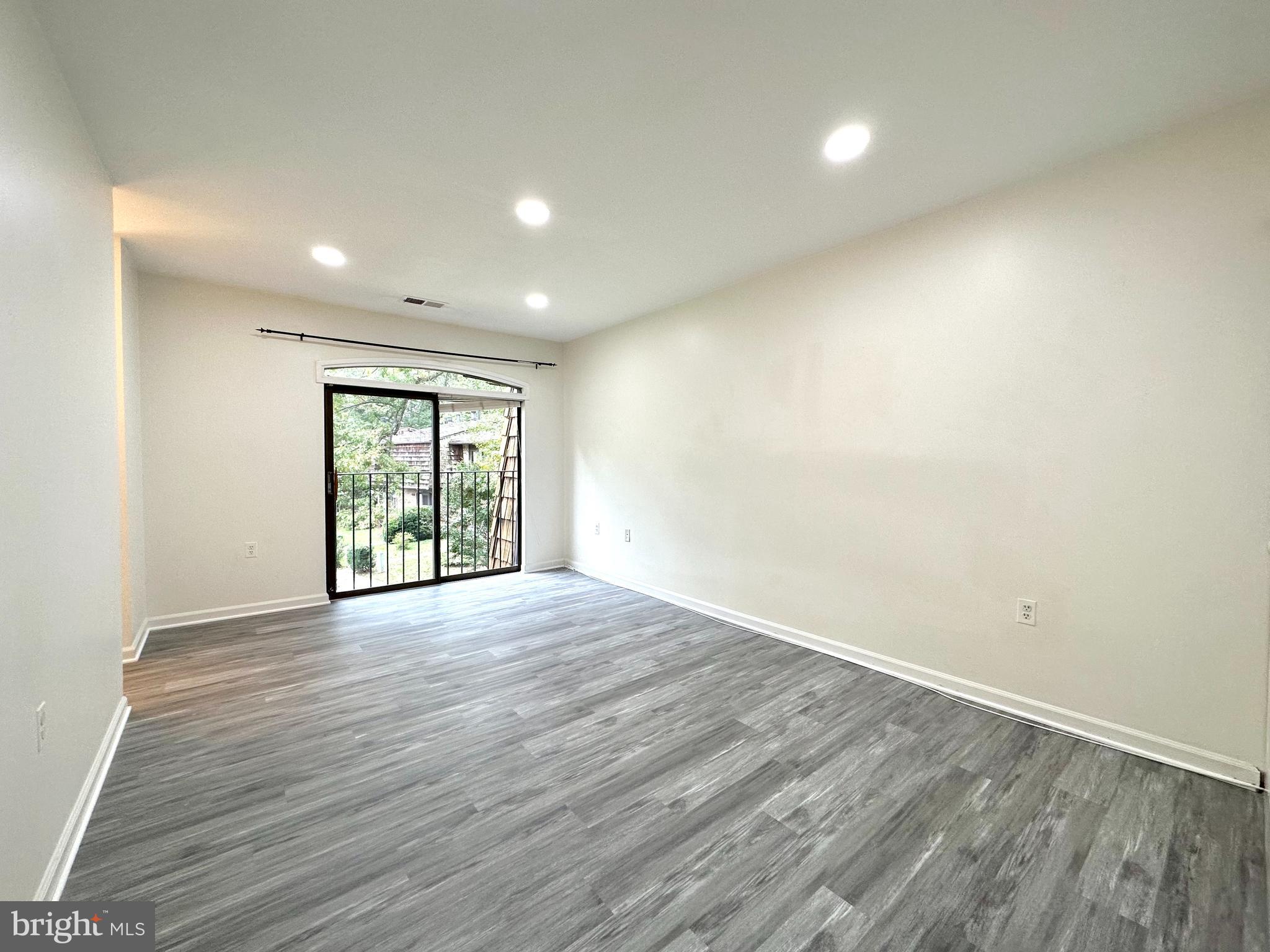 8119 Inverness Ridge Road Potomac, MD 20854 - Photo 14 of 42