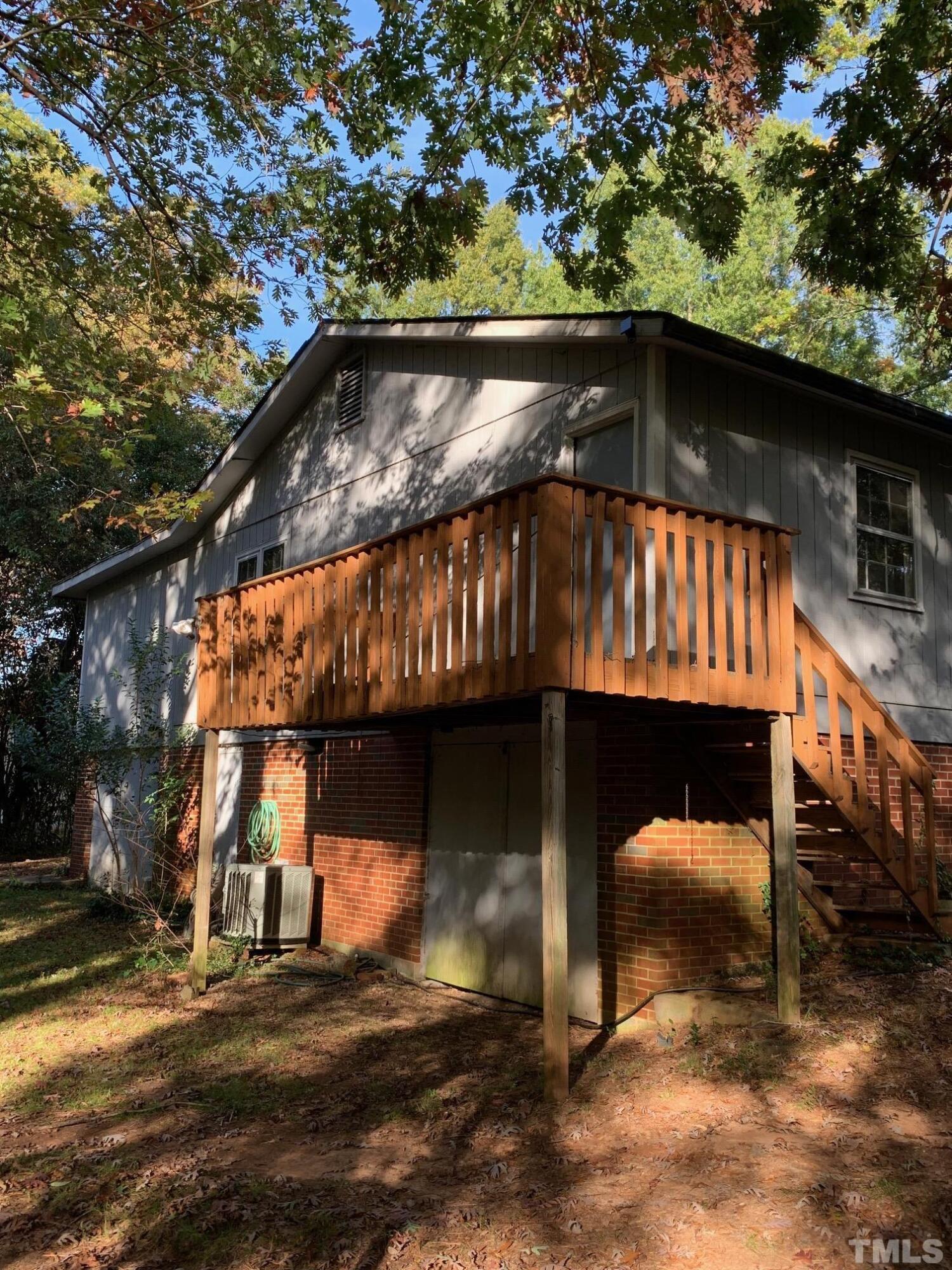 1110 Kent Road, Unit B Raleigh, NC 27606 - Photo 4 of 4 Photo #4