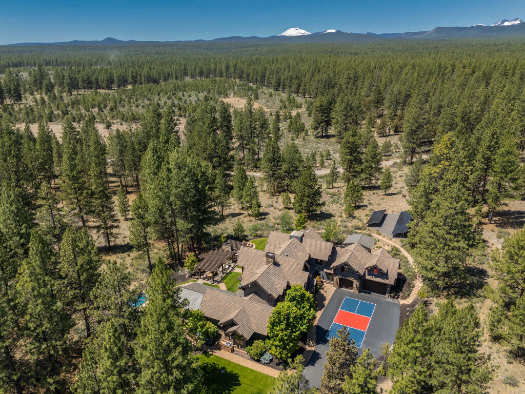 18780 Macalpine Loop Bend, OR 97702 - Photo 2 of 53 002