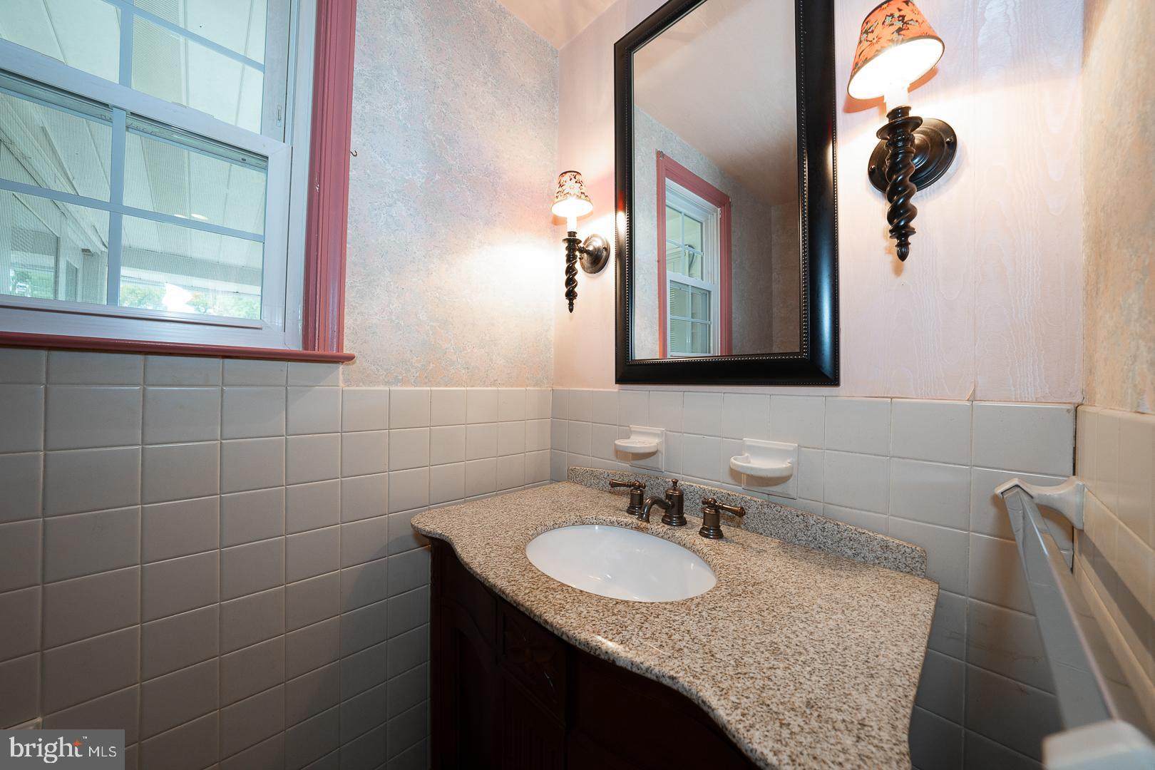 1215 Club House Road Gladwyne, PA 19035 - Photo 14 of 38