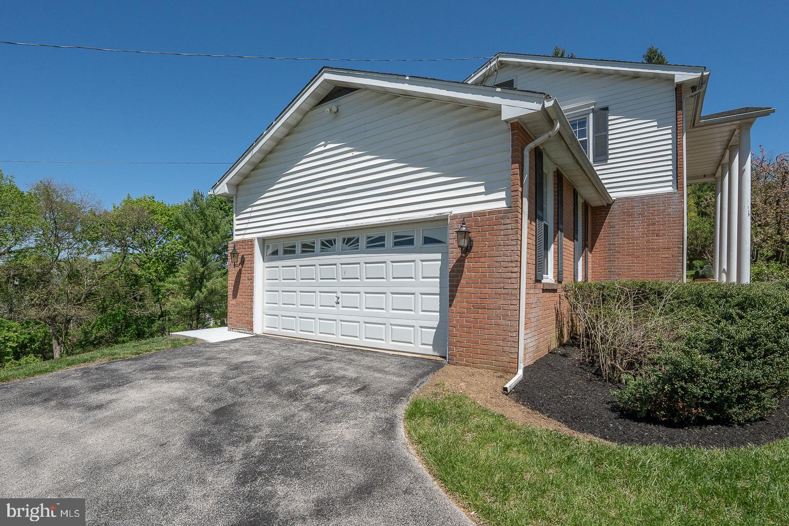 1215 Club House Road Gladwyne, PA 19035 - Photo 35 of 38