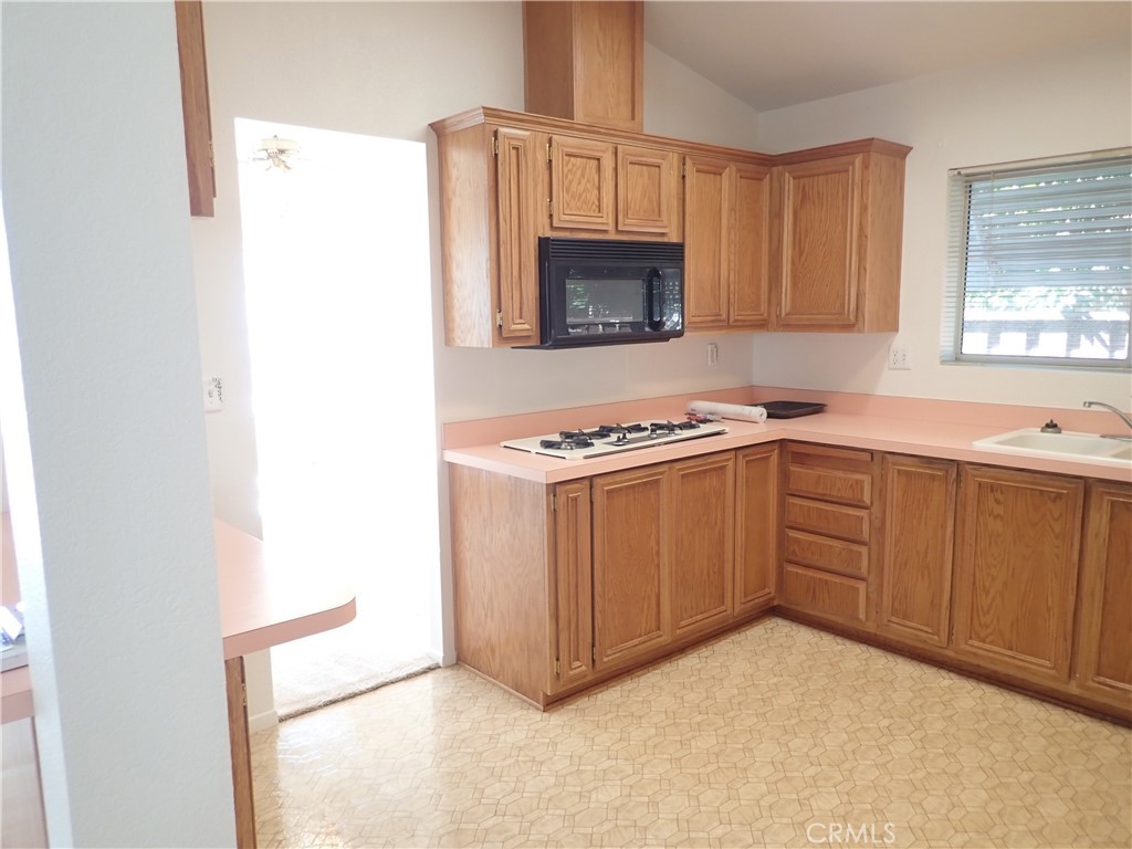 27250 Murrieta Road, Unit 332 Menifee, CA 92586 - Photo 11 of 26