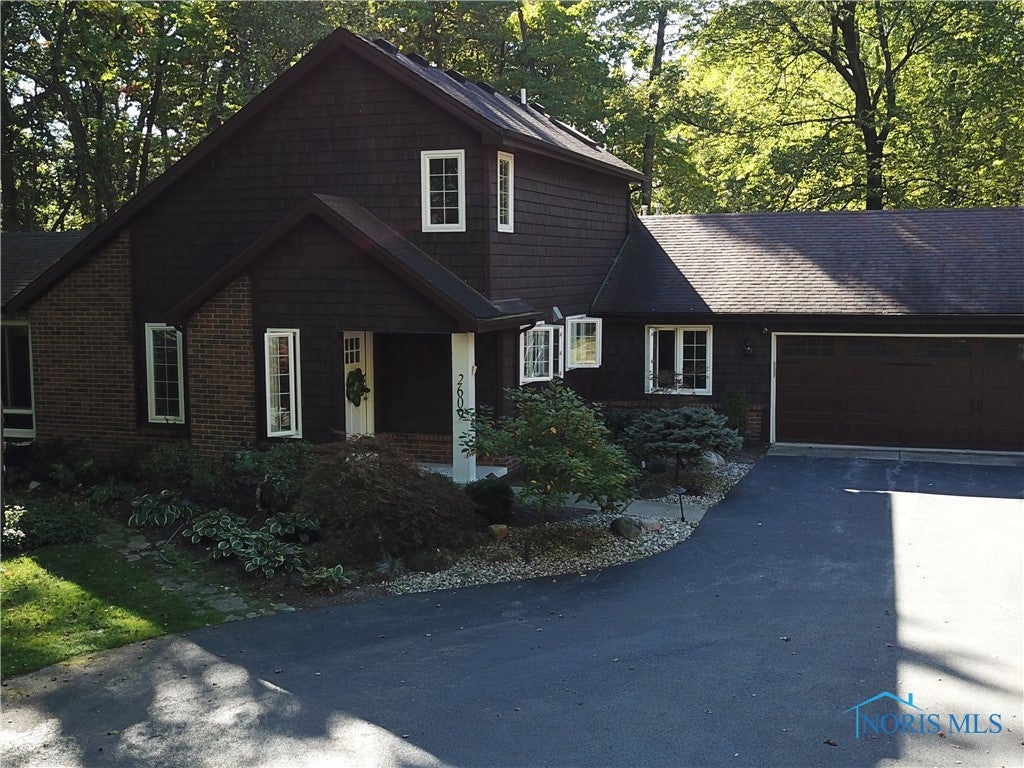 2609 Gradwohl Road Toledo, OH 43617 - Photo 2 of 44 Gallery Image 2