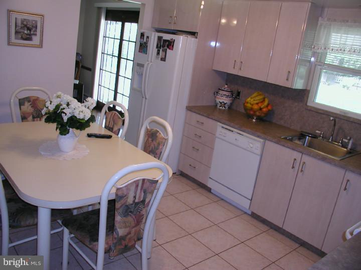 901 Rutledge Avenue Horsham, PA 19044 - Photo 12 of 24 Gallery Image 12